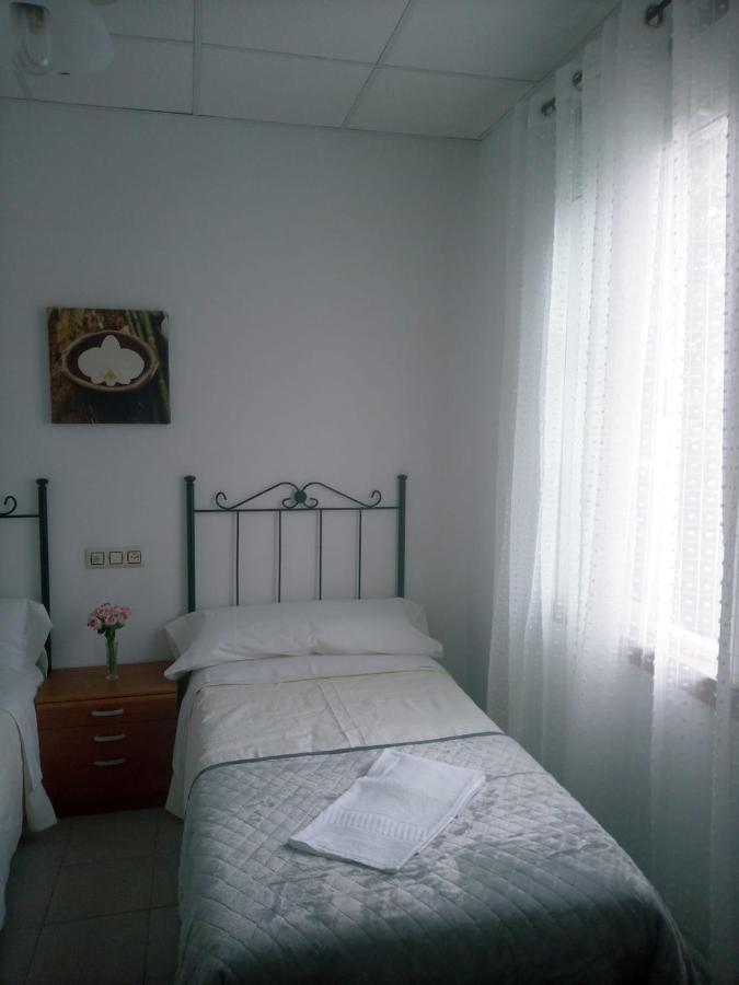 Hostal San Cristobal - Pontedeume Zewnętrze zdjęcie