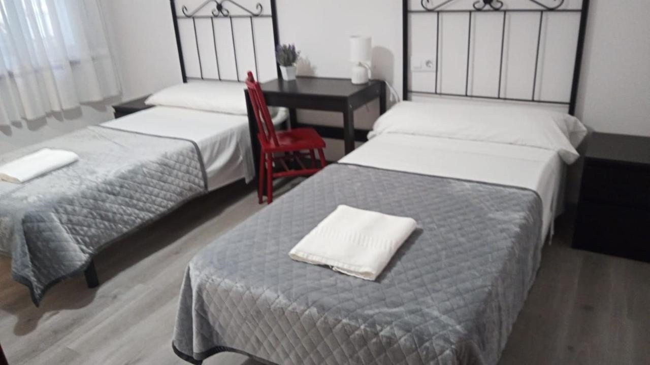 Hostal San Cristobal - Pontedeume Zewnętrze zdjęcie